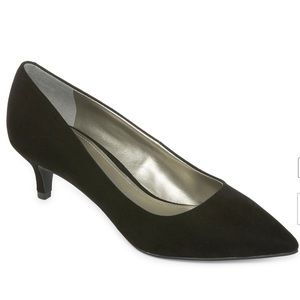 Worthington Black Suede Kitten Heels